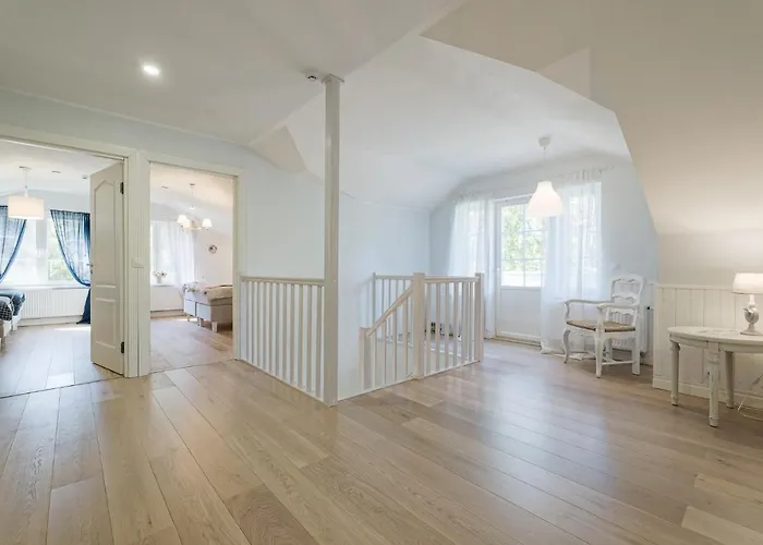 Dom wakacyjny De La *